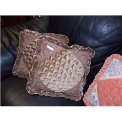 NEW HAND CRAFTED THROW CUSIONS - 2 TTL