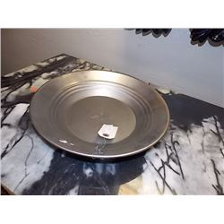 NEW GOLD PAN - ESTWING - METAL -