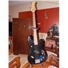 Image 1 : ELECTRIC BASE GUITAR - BARRACUDA - WITH SOFT CASE