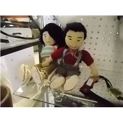 COLLECTOR CLOTH DOLLS - 2 TTL