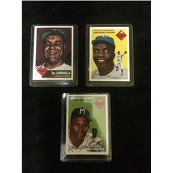 VINTAGE TOPPS BASEBALL TRADING CARDS (#27 CAMPANELLA, #10 ROBINSON. #201 CLEMENTE)