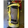 Image 1 : INFLATABLE TABLE WITH PUMP