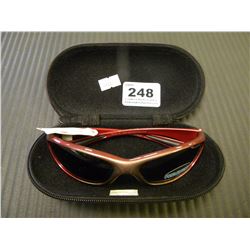 PAIR OF RYDER POLARIZED SUNGLASSES WITH CASE