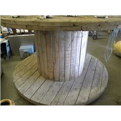 LARGE 6FT DIAMETER WOODEN CABLE SPOOL/SEIZED FREIGHT