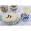 Image 2 : LOT OF HAND PAINTED VASES AND LIDDED DRESSER DISH