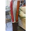 Image 1 : RATTAN VASE WITH DECORATIVE FLORA