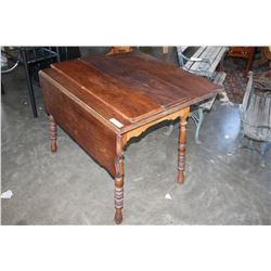 WALNUT DROPSIDE TABLE WITH TWO LEAFS