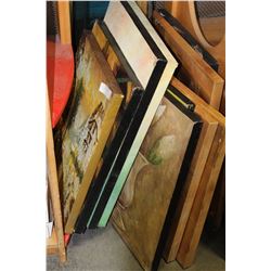 LOT OF DECORATIVE CANVAS PICTURES