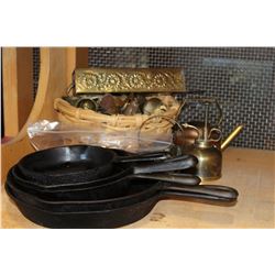 LOT OF COPPER AND BRASS METAL WARES AND CAST IRON FRY PANS