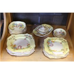 LOT OF ROYAL WINDSOR CHINA