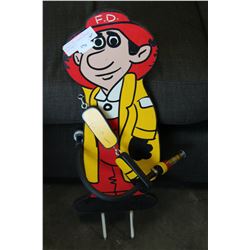 ANIMATED FIRE FIGHTER NOVELTY HOSE STAKE