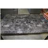 Image 2 : NEW HOME ELEGANCE MODERN FAUX MARBLE DINING TABLE