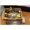 Image 1 : SMALL BOX OF VRIOUS COLLECTIBLE ITEMS