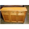 Image 1 : PINE SIDEBOARD