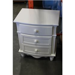 NEW WHITE HOME ELEGANCE 3 DRAWER NIGHTSTAND RETAIL $249