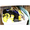 Image 2 : TOTE WITH INFLATABLE SEA DOO