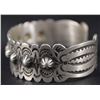 Image 2 : NAVAJO SILVER BRACELET BY VERNON TRACY