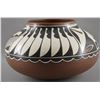 Image 2 : NAVAJO POTTERY BOWL BY MARY SAXON