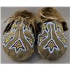 Image 1 : CREE BEADED MOCCASINS