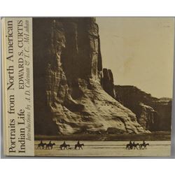 EDWARD S . CURTIS " POTRAITS FROM NORTH AMERICAN INDIAN LIFE"