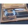 Image 2 : Brown and Sharpe 210-1 Micrometer