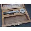 Image 2 : True Precision Corp Internal Pitch Micrometer, M00-.500-Q01