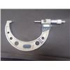 Image 2 : Mitutoyo 4" - 5" Digital Micrometer, .0001"