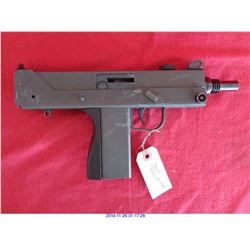 M II M II - 9MM