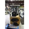 Image 2 : CAT 3000 LB 3 STAGE ELECTRIC FORKLIFT WITH CHARGER