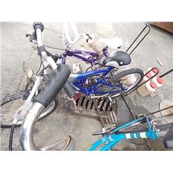 BIKE - CHILD'S SPORTEX 5 SPEED BIKE - BLUE/SILVER