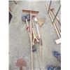 Image 1 : LOT OF GARDEN TOOLS - 7 TTL