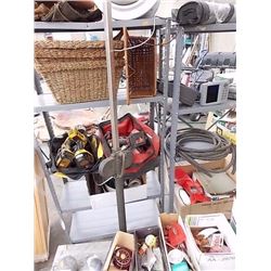 VINTAGE EXTENDABLE STAND