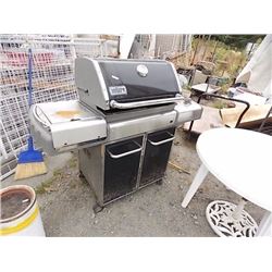 PROPANE BBQ WITH SIDE ELEMENT