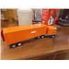 Image 1 : VINTAGE NYLINT SCHNEIDER METAL TRACTOR & TRAILER - 20" LONG