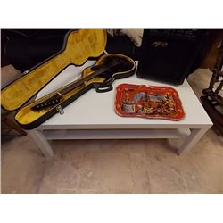 LARGE WHITE COFFEE TABLE