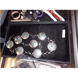 BELT - SILVER STYLE WITH LIGHT BLUE STONE - BLUE TOPAZ?