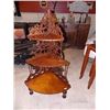 Image 1 : VINTAGE HAND CRAFTED CORNER SHELF - 2 PC