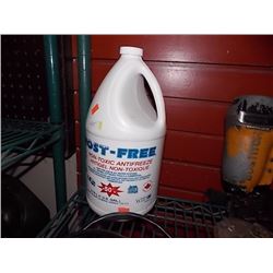 JUG OF RV SINK ANTI-FREEZE