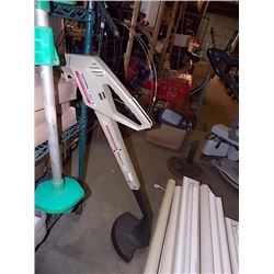 CRAFTSMAN ELECTRIC WEED WACKER - PS
