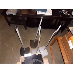 SPEAKER STANDS - 4 TTL - PS