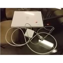 MAC BOOK WITH CARD - PS