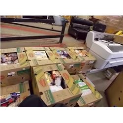 BANANA BOX OF ASSORTED FOOD ITEMS