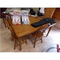 SOLID WOOD TABLE WITH 4 CHAIRS