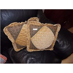 NEW HAND CRAFTED THROW CUSIONS - 2 TTL