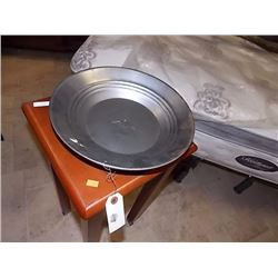 NEW GOLD PAN - ESTWING - METAL -