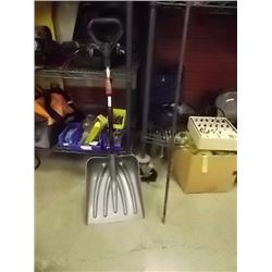 TELESCOPING SNOW SHOVEL - PS