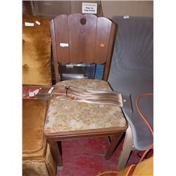 VINTAGE SIDE CHAIR