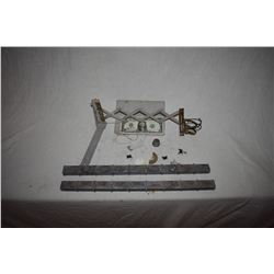 ALIEN STAR TREK SPACEBALLS LOT OF 10 MINIATURE PIECES 12