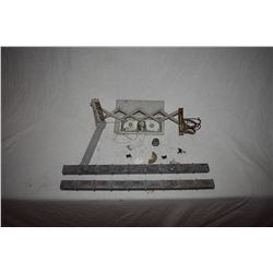 ALIEN STAR TREK SPACEBALLS LOT OF 10 MINIATURE PIECES 12