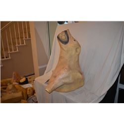 UNDERWORLD WEREWOLF UNDER BUST THAT HELD A SUIT